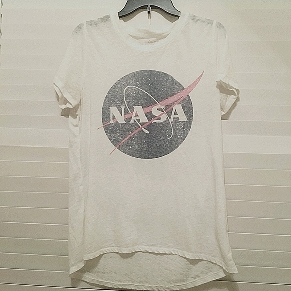 NWOT NASA TEE (ZOE+LIV) S - Picture 1 of 4